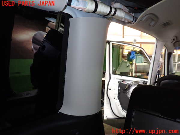 1UPJ-9231907675]セレナ e-POWER(HFC27)右リアピラートリム 中古_2