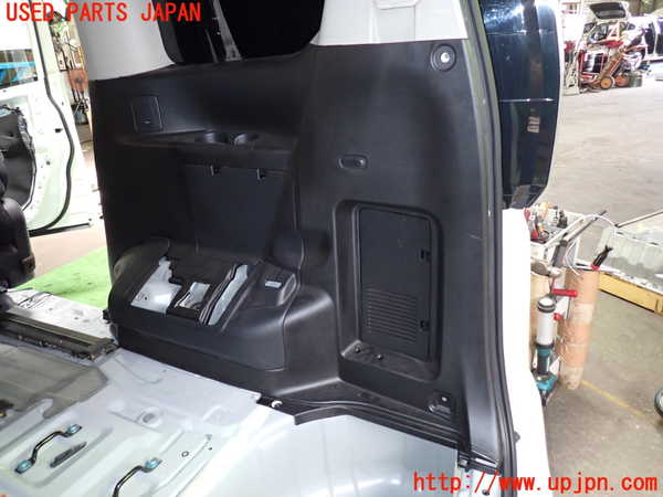 1UPJ-9231907680]セレナ e-POWER(HFC27)左リアピラートリム 中古_4