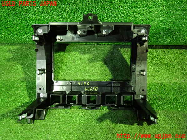 1UPJ-9231907692]セレナ e-POWER(HFC27)内装トリム類2 中古_2