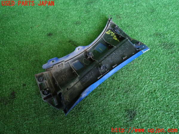 2UPJ-9231921100]WRX STI(VAB)右前コーナーパネル 中古_3