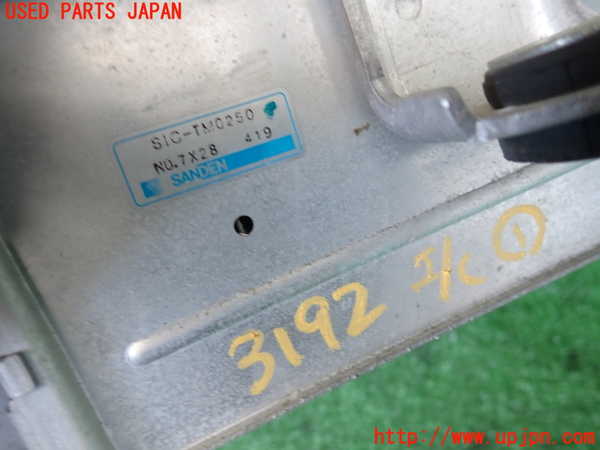 2UPJ-9231922451]WRX STI(VAB)インタークーラー1 中古_2