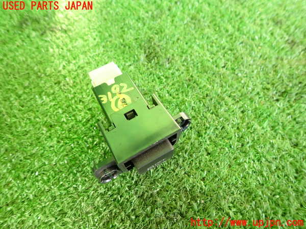 2UPJ-9231926311]WRX STI(VAB)スイッチ6 (ブラインドスポット) 中古_2