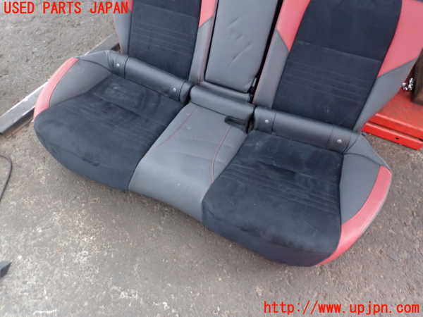 2UPJ-9231927385]WRX STI(VAB)リアシート 中古_3