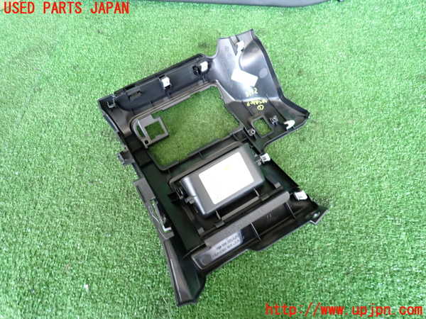 2UPJ-9231927841]WRX STI(VAB)小物入れ1 中古_3