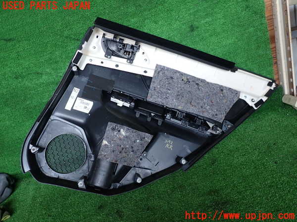 2UPJ-9231921324]WRX STI(VAB)左後ドア内張り 中古_3