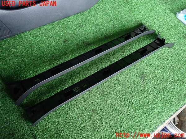 2UPJ-9231927740]WRX STI(VAB)スカッフプレート 中古_3