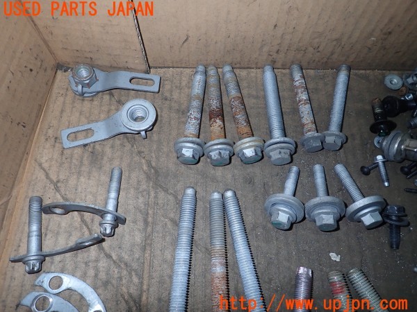 3UPJ=9231930720]ジャガー XE ファーストエディション(JA2GA X760)ネジ・ナット・ステー類 セット ジャンク_2