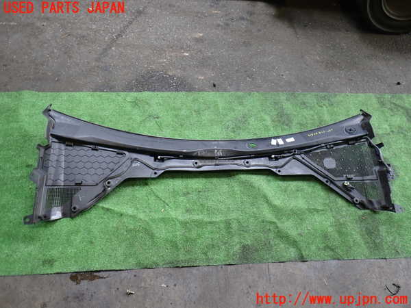 2UPJ-9231931190]ジャガー・XE(JA2GA)カウルトップ 中古_2