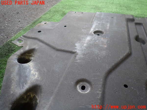2UPJ-9231931722]ジャガー・XE(JA2GA)アンダーカバー2 中古_3