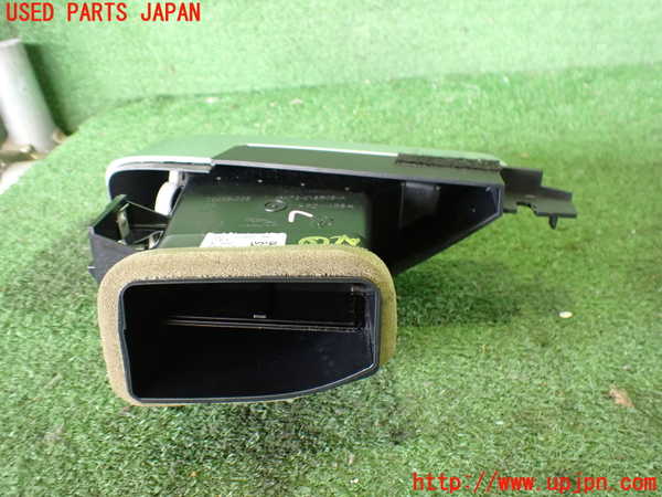2UPJ-9231937528]ジャガー・XE(JA2GA)エアコン吹き出し口3 (左) 中古_2