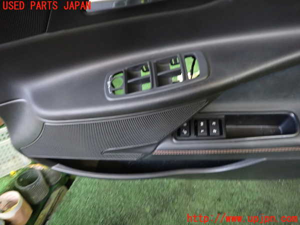2UPJ-9231931234]ジャガー・XE(JA2GA)右前ドア内張り 中古_3