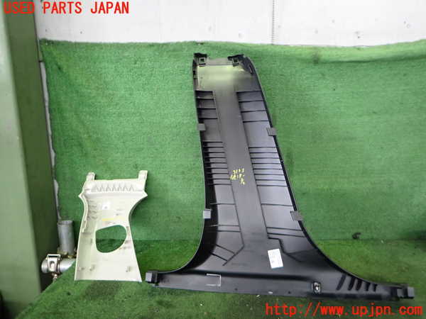 2UPJ-9231937665]ジャガー・XE(JA2GA)右センターピラートリム 中古_5