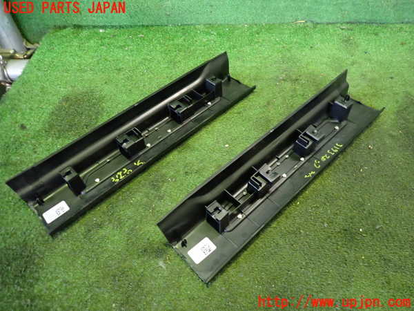 2UPJ-9231937740]ジャガー・XE(JA2GA)スカッフプレート 中古_2