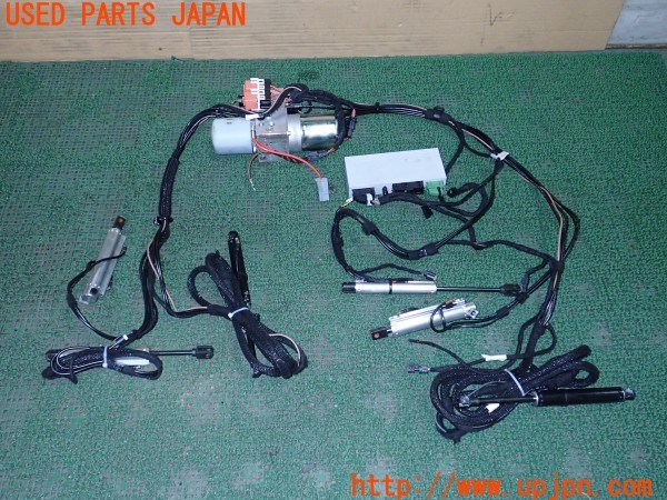 3UPJ=9231940012]BMW Z4(LL20 E89)純正 DAI1-123948 メタルトップ 油圧ポンプ 純正 ユニット付き 中古_4