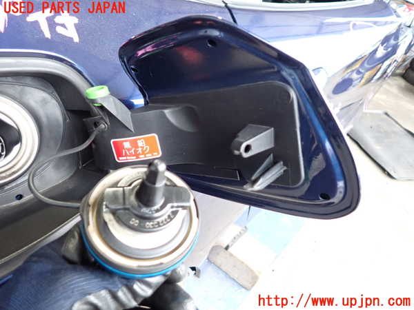 2UPJ-9231941690]BMW Z4(LL20)(E89)フューエルリッド 中古_2