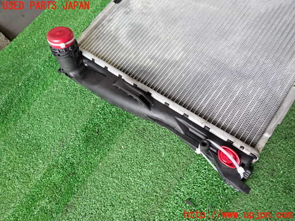 2UPJ-9231942321]BMW Z4(LL20)(E89)ラジエーター1 中古_3