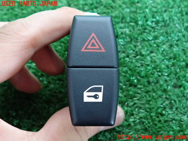2UPJ-9231946290]BMW Z4(LL20)(E89)ハザードスイッチ 中古_3