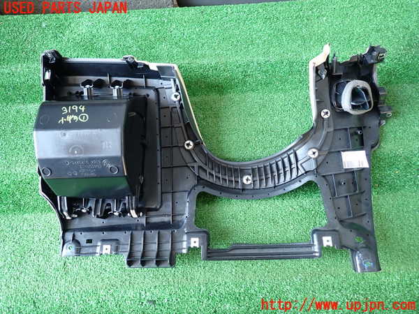 2UPJ-9231947841]BMW Z4(LL20)(E89)小物入れ1 中古_3