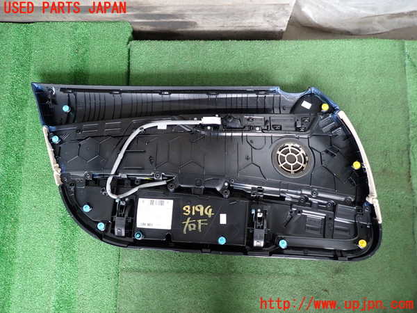 2UPJ-9231941234]BMW Z4(LL20)(E89)右ドア内張り 中古_4
