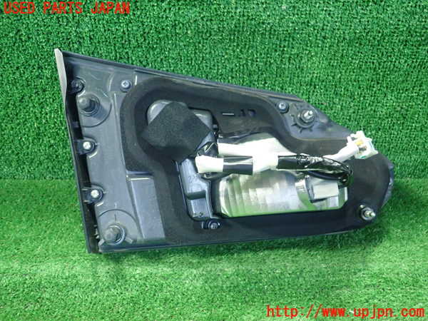 1UPJ-9231951550]レクサス・HS250h(ANF10)右リアフィニッシャー 中古_2