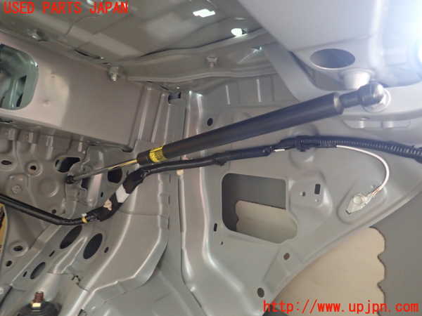 1UPJ-9231951506]レクサス・HS250h(ANF10)トランクダンパー 中古_2