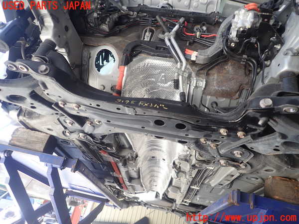 1UPJ-9231955285]レクサス・HS250h(ANF10)フロントメンバー 中古_2