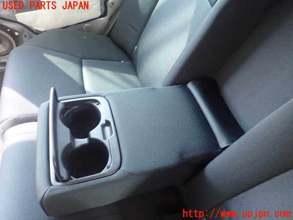 1UPJ-9231957385]レクサス・HS250h(ANF10)リアシート 中古_3