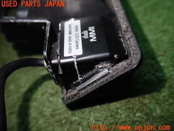 3UPJ=9231960552]BMW 120i カブリオレ(UL20 E88)a/tack エイタック MK-135B バックカメラ 中古_4