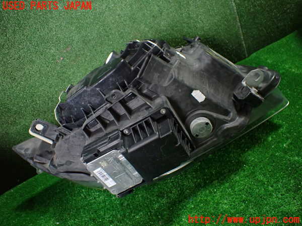 1UPJ-9231961132]BMW 120i カブリオレ E88(UL20)左ヘッドライト HID 中古_4