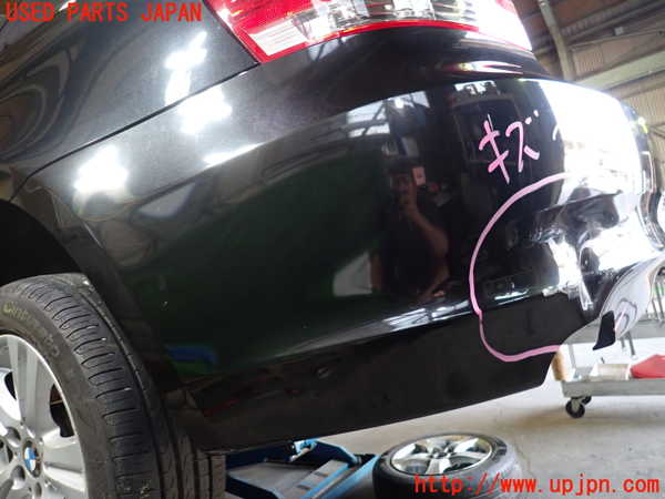 1UPJ-9231961610]BMW 120i カブリオレ E88(UL20)リアバンパー 中古_4