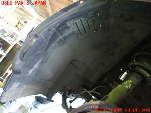 1UPJ-9231961092]BMW 120i カブリオレ E88(UL20)左前フェンダーライナー 中古_3