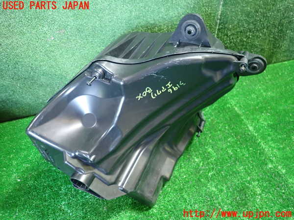 1UPJ-9231962560]BMW 120i カブリオレ E88(UL20)エアクリーナーボックス 中古_3