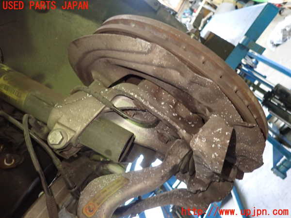 1UPJ-9231964295]BMW 120i カブリオレ E88(UL20)左フロントナックルハブ 中古_2