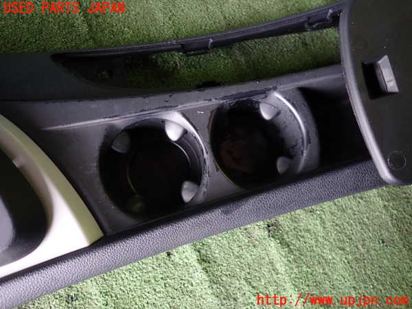 1UPJ-9231967540]BMW 120i カブリオレ E88(UL20)センターコンソール 中古_4