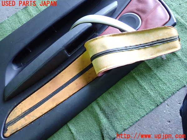 1UPJ-9231961234]BMW 120i カブリオレ E88(UL20)右ドア内張り 中古_2