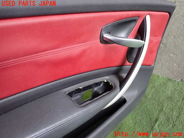 1UPJ-9231961264]BMW 120i カブリオレ E88(UL20)左ドア内張り 中古_2