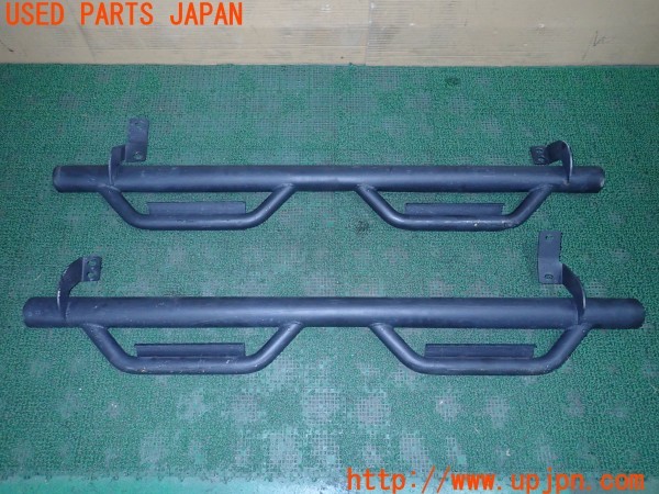 3UPJ=9231970025]FJクルーザー(GSJ15W)社外 サイドステップ 中古_3
