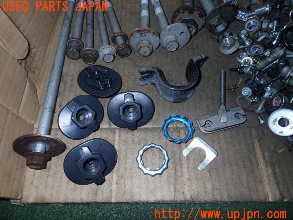 3UPJ=9231970720]FJクルーザー(GSJ15W)ネジ・ナット・ステー類 セット ジャンク_3