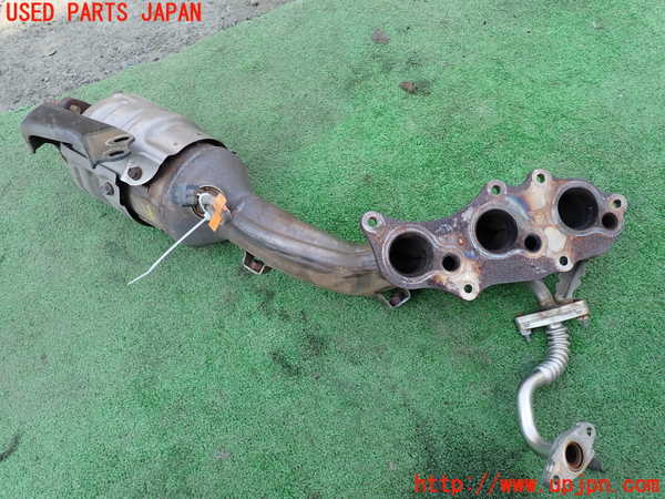 1UPJ-9231972041]FJクルーザー(GSJ15W)エキマニ1 中古　触媒 マニバーター_2