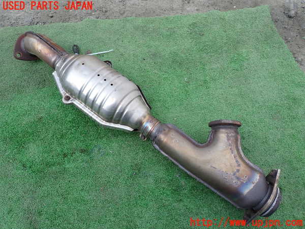 1UPJ-9231972661]FJクルーザー(GSJ15W)触媒1 中古_2