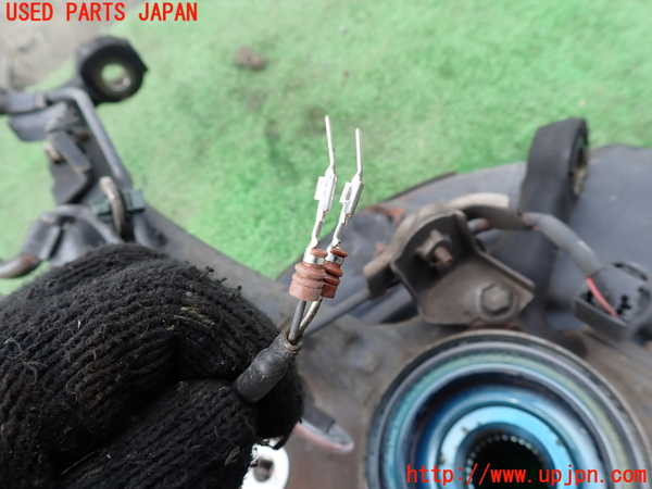 1UPJ-9231974295]FJクルーザー(GSJ15W)左フロントナックルハブ 中古_3