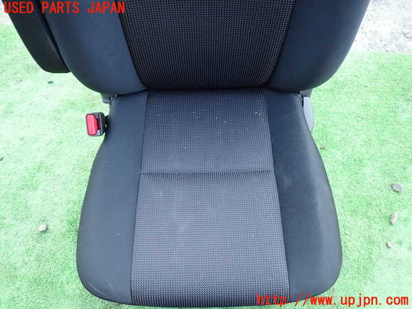 1UPJ-9231977065]FJクルーザー(GSJ15W)助手席シート 中古_3