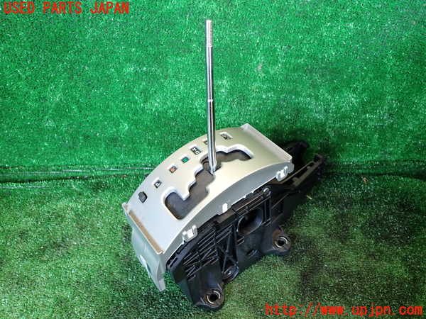 1UPJ-9231977555]FJクルーザー(GSJ15W)ATシフトレバー 中古_3
