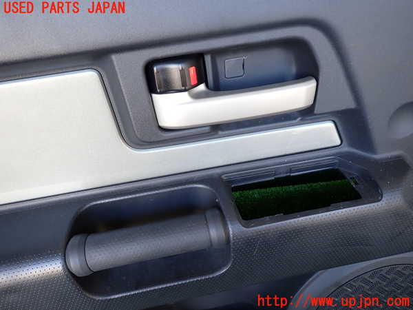 1UPJ-9231971264]FJクルーザー(GSJ15W)左前ドア内張り 中古_2