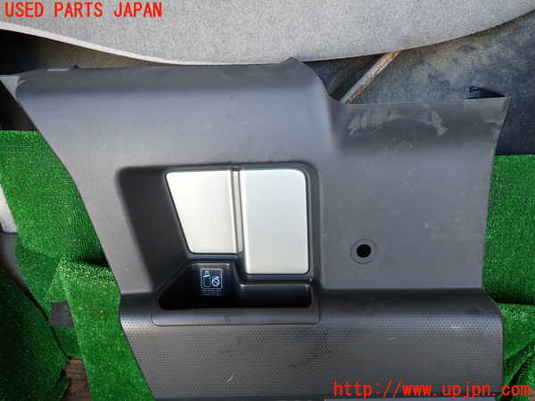 1UPJ-9231971324]FJクルーザー(GSJ15W)左後ドア内張り 中古_2