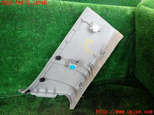 1UPJ-9231977660]FJクルーザー(GSJ15W)左フロントピラートリム 中古_3