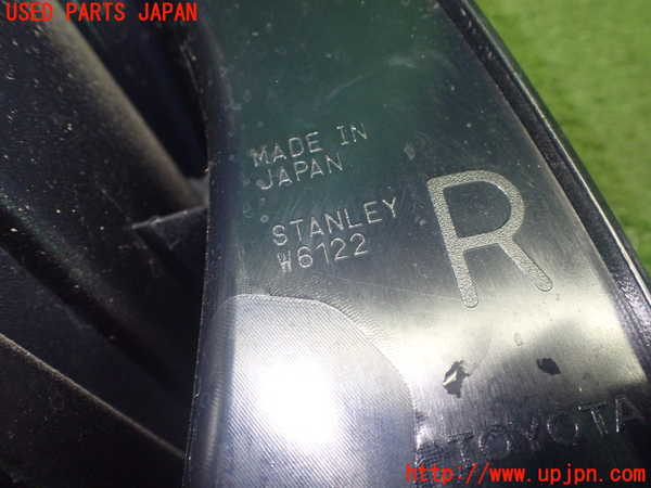 1UPJ-9231981530]アクア(AQUA)(MXPK16)右テールランプ 中古_4