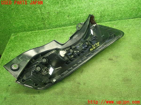 1UPJ-9231981536]アクア(AQUA)(MXPK16)左テールランプ 中古_3