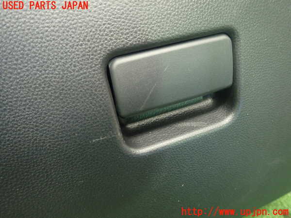 1UPJ-9231987517]アクア(AQUA)(MXPK16)グローブボックス2 中古_3