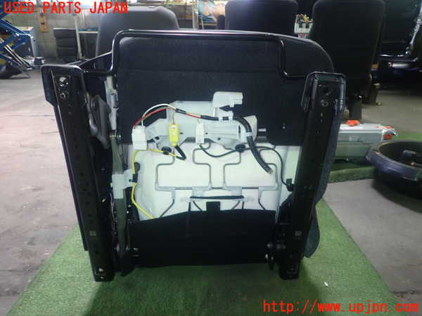 1UPJ-9231987035]アクア(AQUA)(MXPK16)運転席シート 中古_5